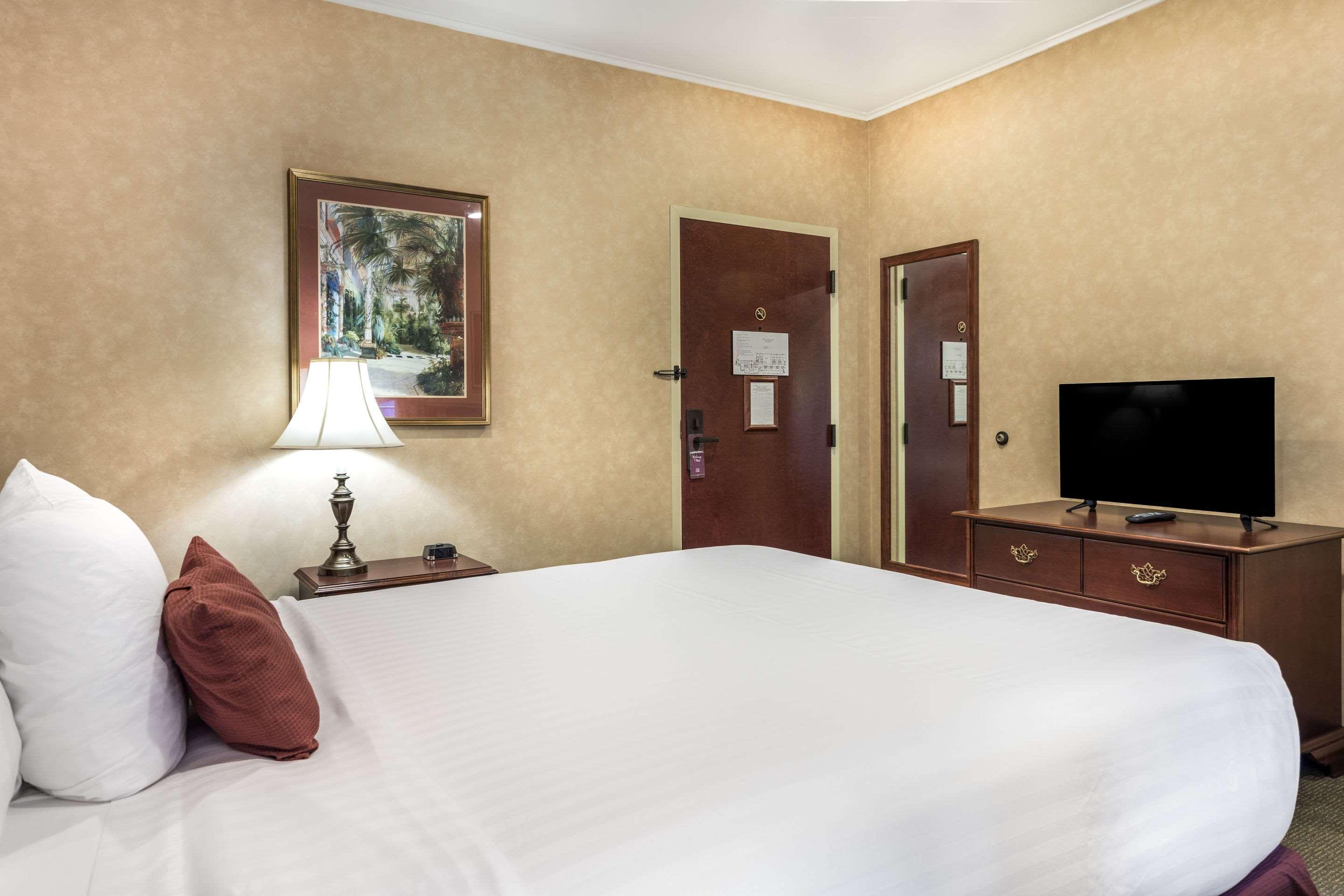 Traditions Hotel & Spa, Ascend Hotel Collection Johnson City Eksteriør bilde
