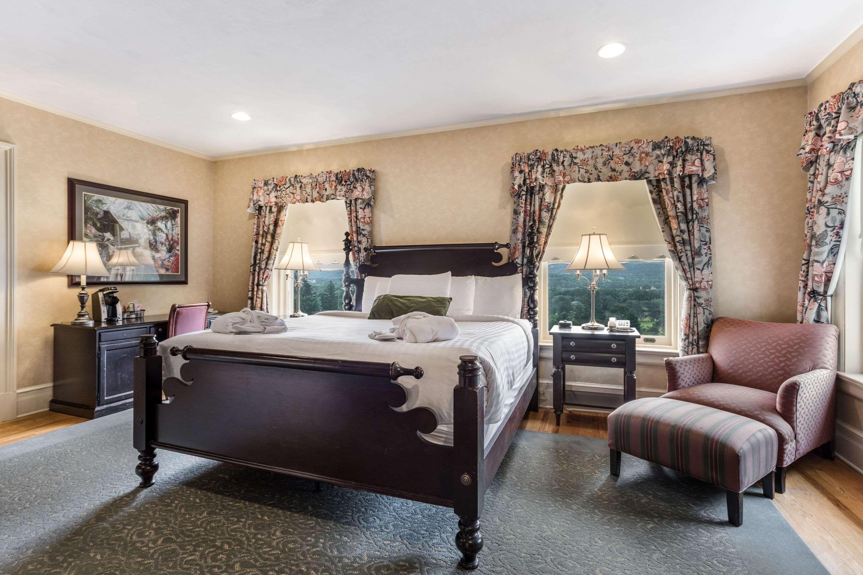Traditions Hotel & Spa, Ascend Hotel Collection Johnson City Eksteriør bilde