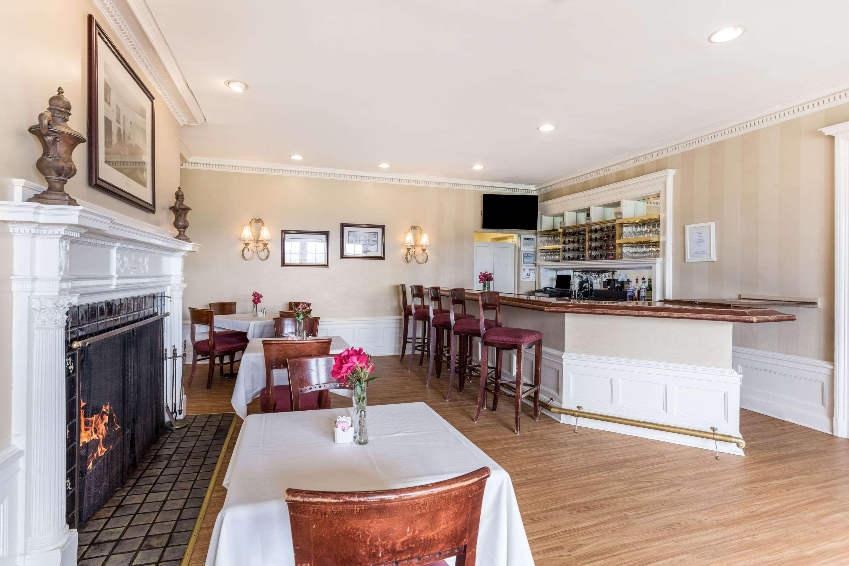 Traditions Hotel & Spa, Ascend Hotel Collection Johnson City Eksteriør bilde
