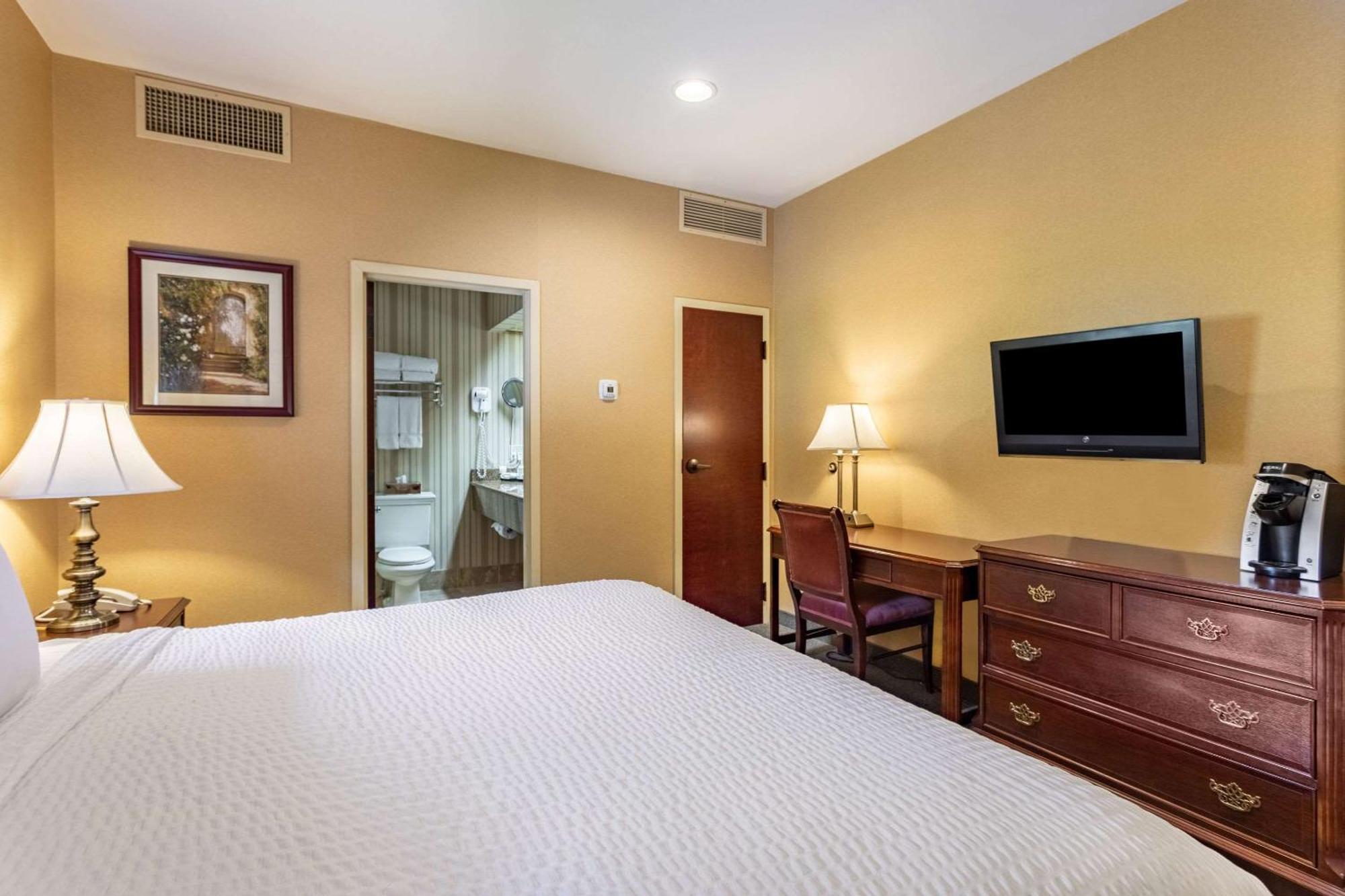 Traditions Hotel & Spa, Ascend Hotel Collection Johnson City Eksteriør bilde